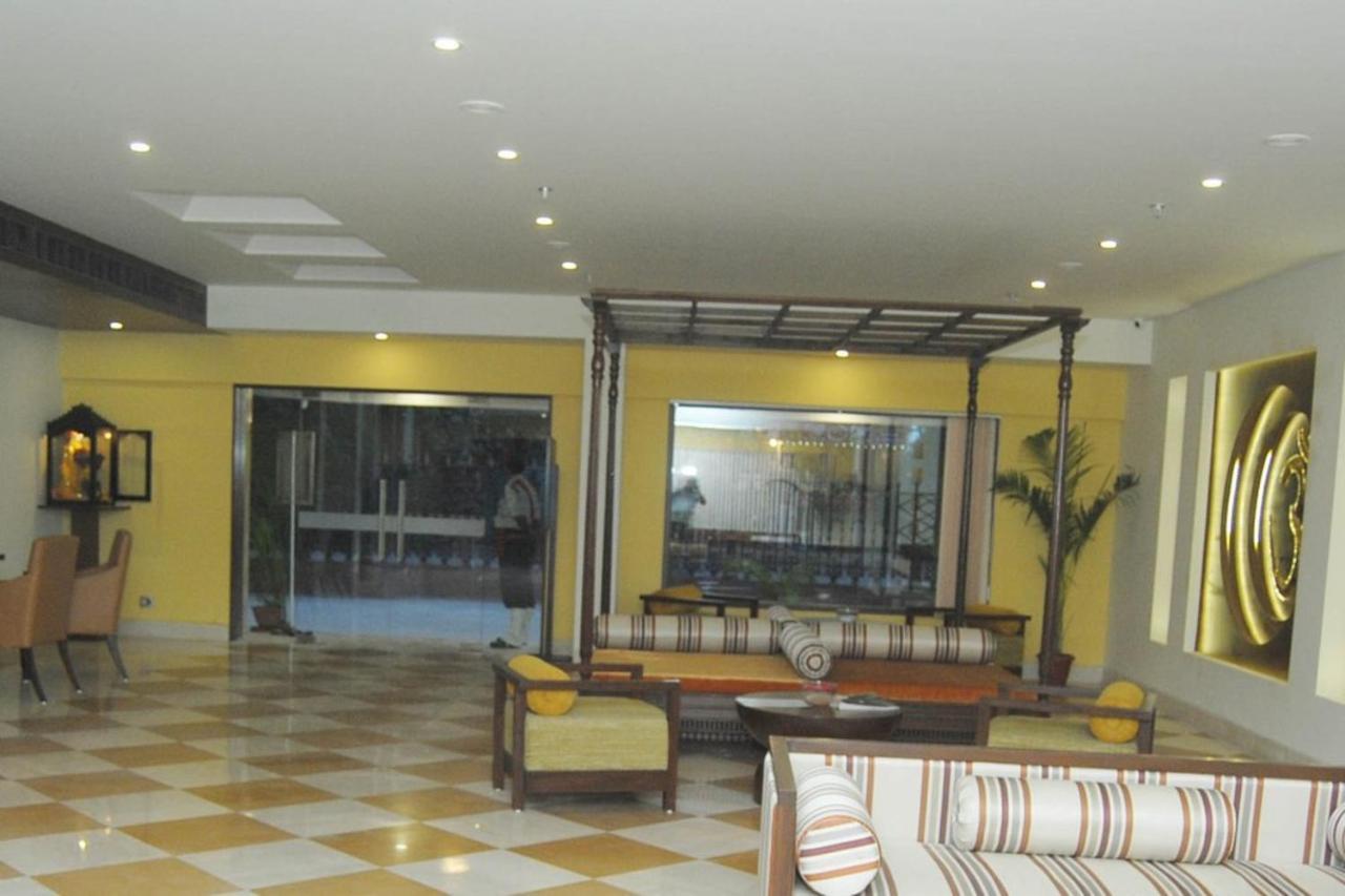 Hotel Abigail Goradia'S Shirdi Zewnętrze zdjęcie