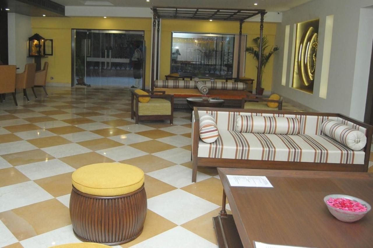 Hotel Abigail Goradia'S Shirdi Zewnętrze zdjęcie