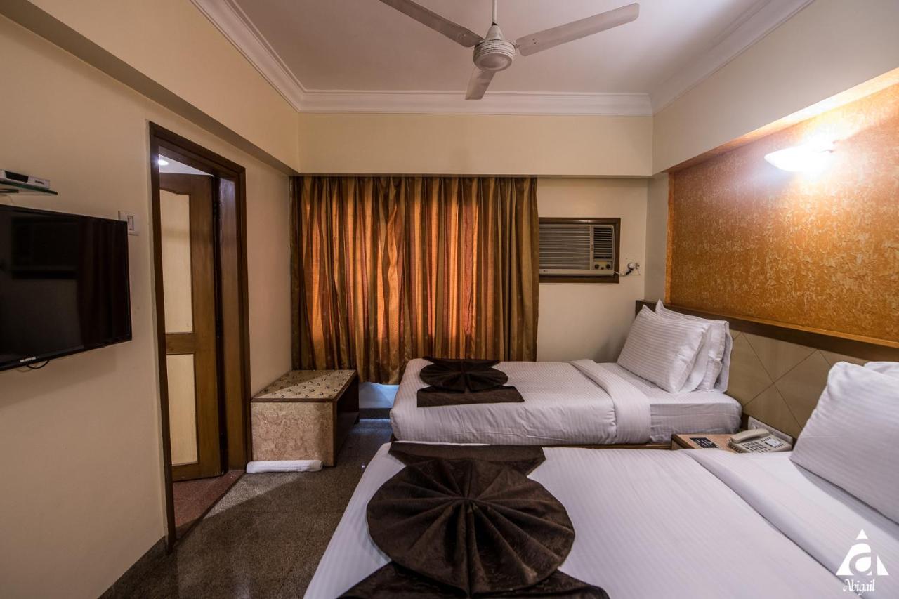 Hotel Abigail Goradia'S Shirdi Zewnętrze zdjęcie