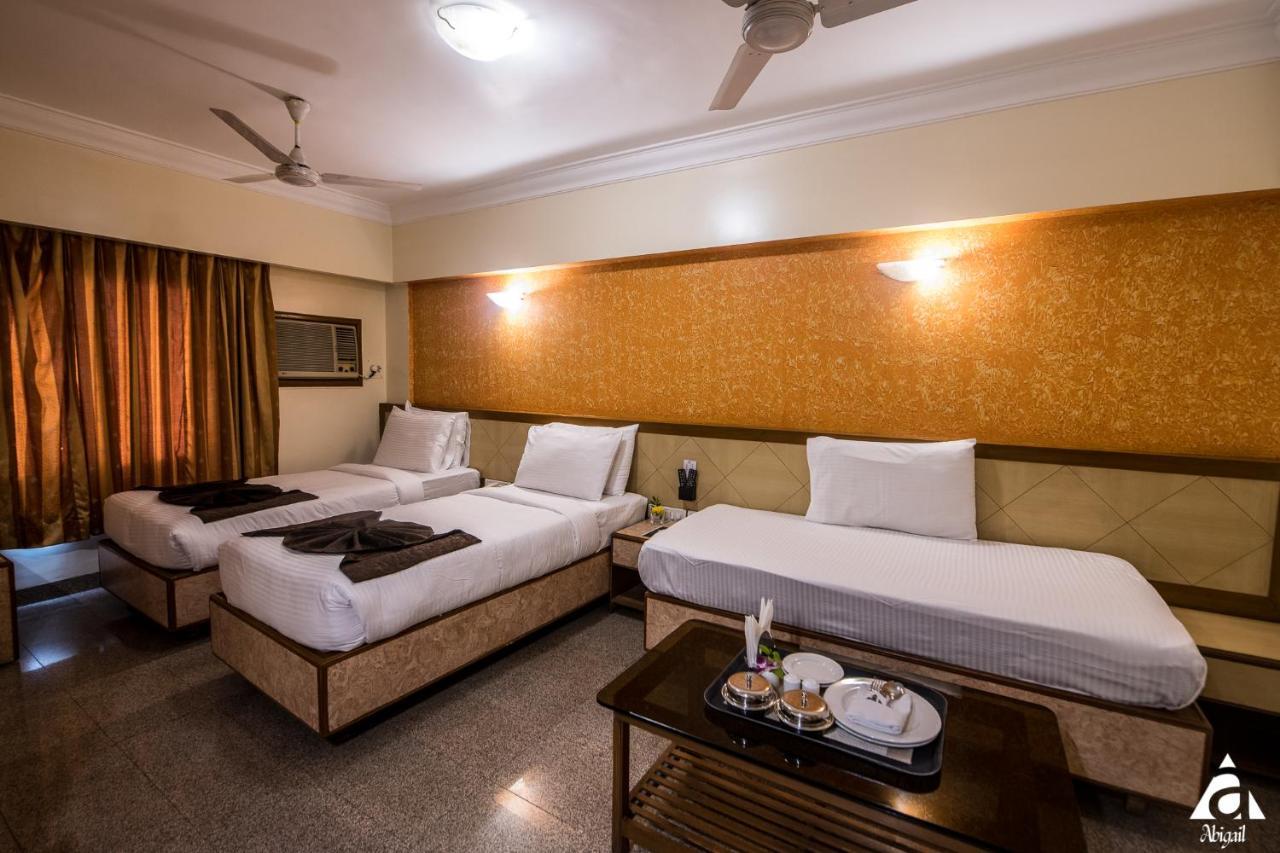 Hotel Abigail Goradia'S Shirdi Zewnętrze zdjęcie