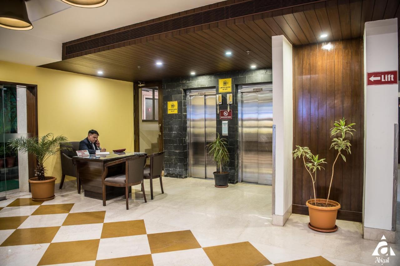 Hotel Abigail Goradia'S Shirdi Zewnętrze zdjęcie