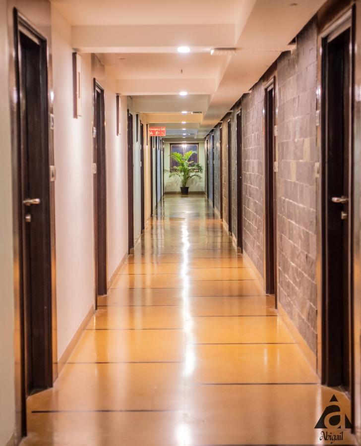 Hotel Abigail Goradia'S Shirdi Zewnętrze zdjęcie