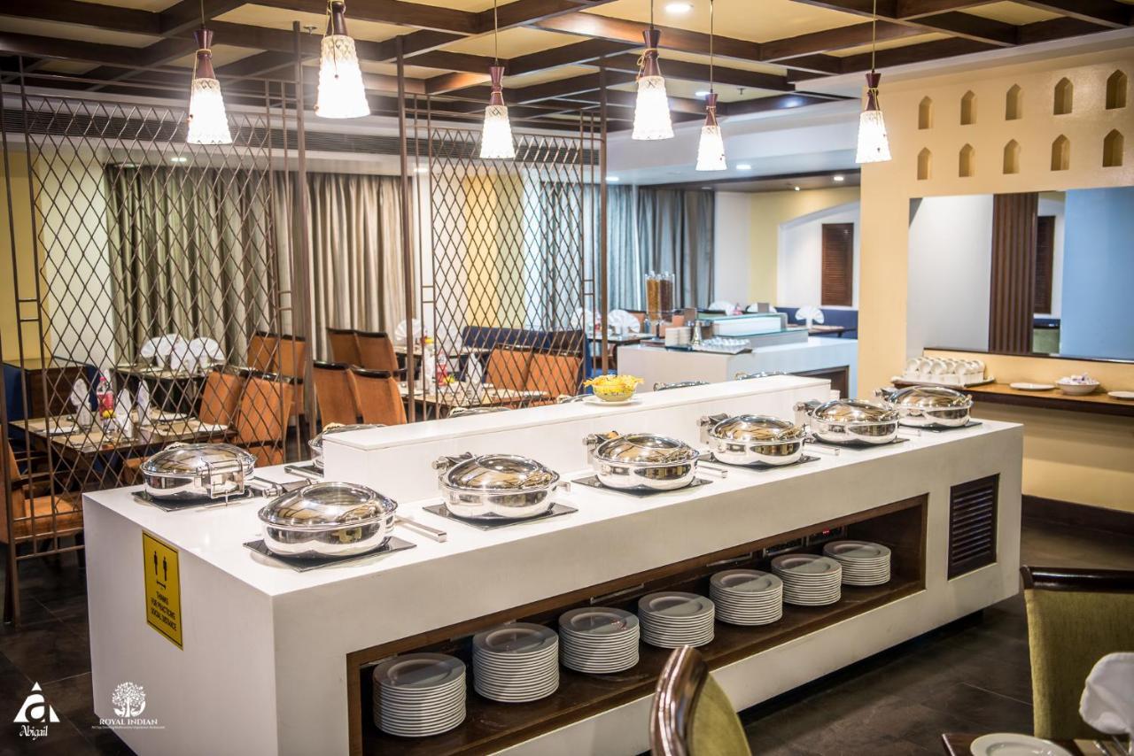 Hotel Abigail Goradia'S Shirdi Zewnętrze zdjęcie